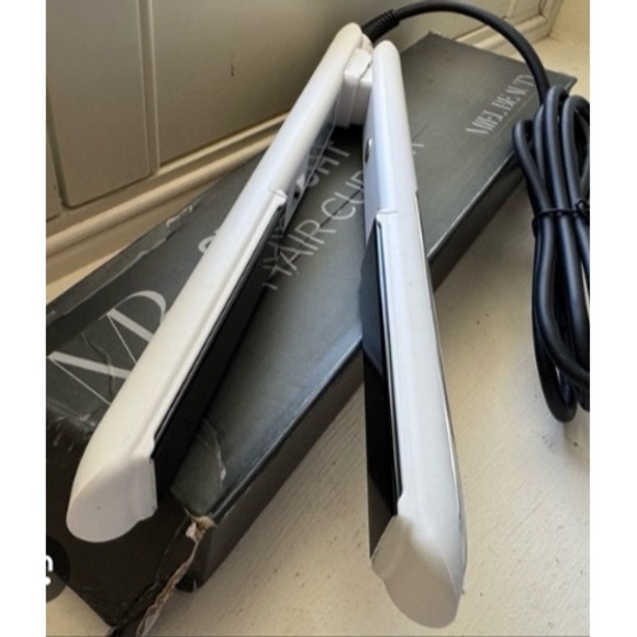 Miel Beauty Straight Hair‎ Curler Iron New In Box Styling Tool White - Picture 3 of 5